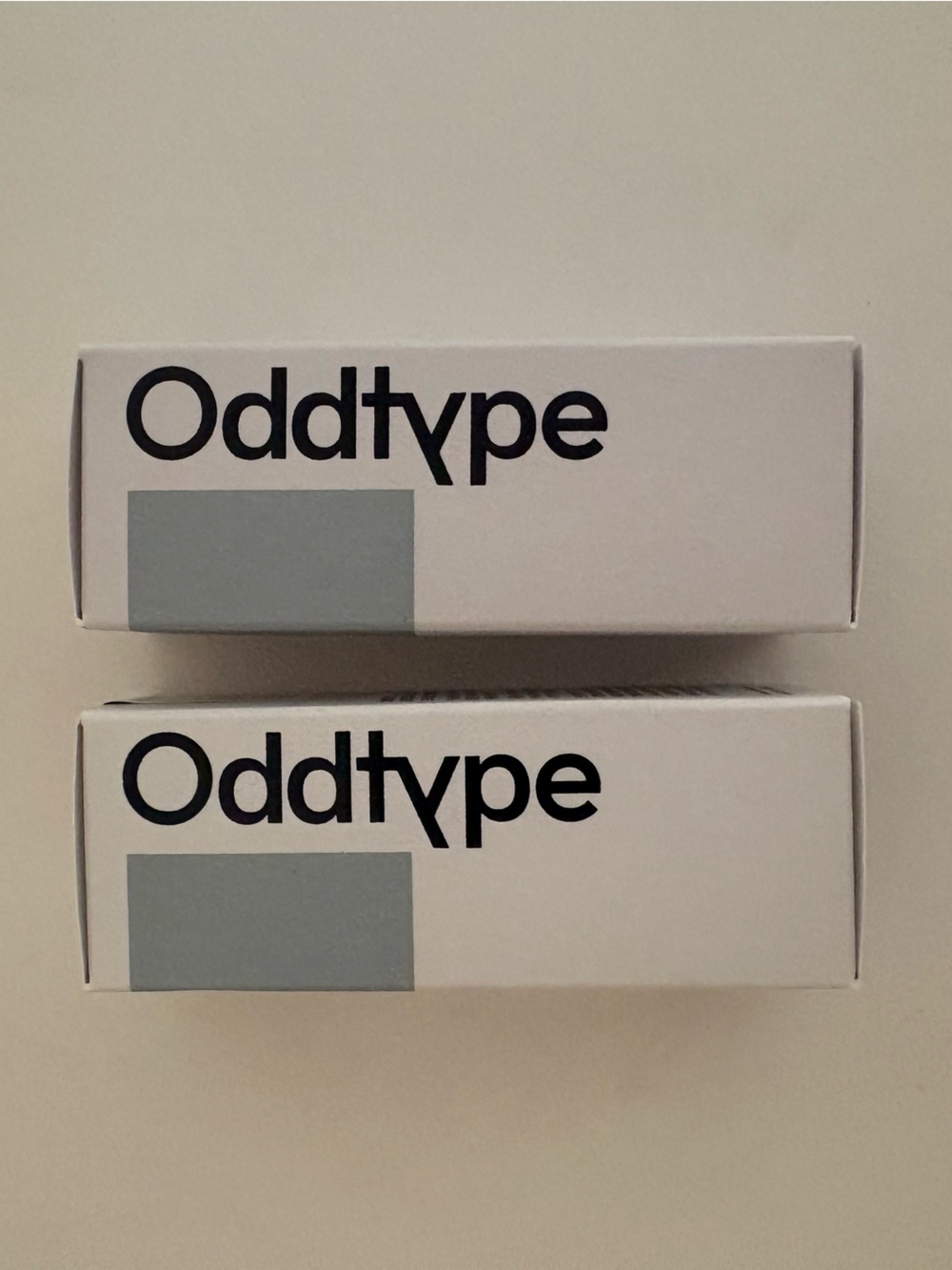 2 Oddtype Unseen Balloon Tint in Rizz and Olang